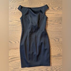 Laundry By Shelli Segal Black off the shoulder Dress